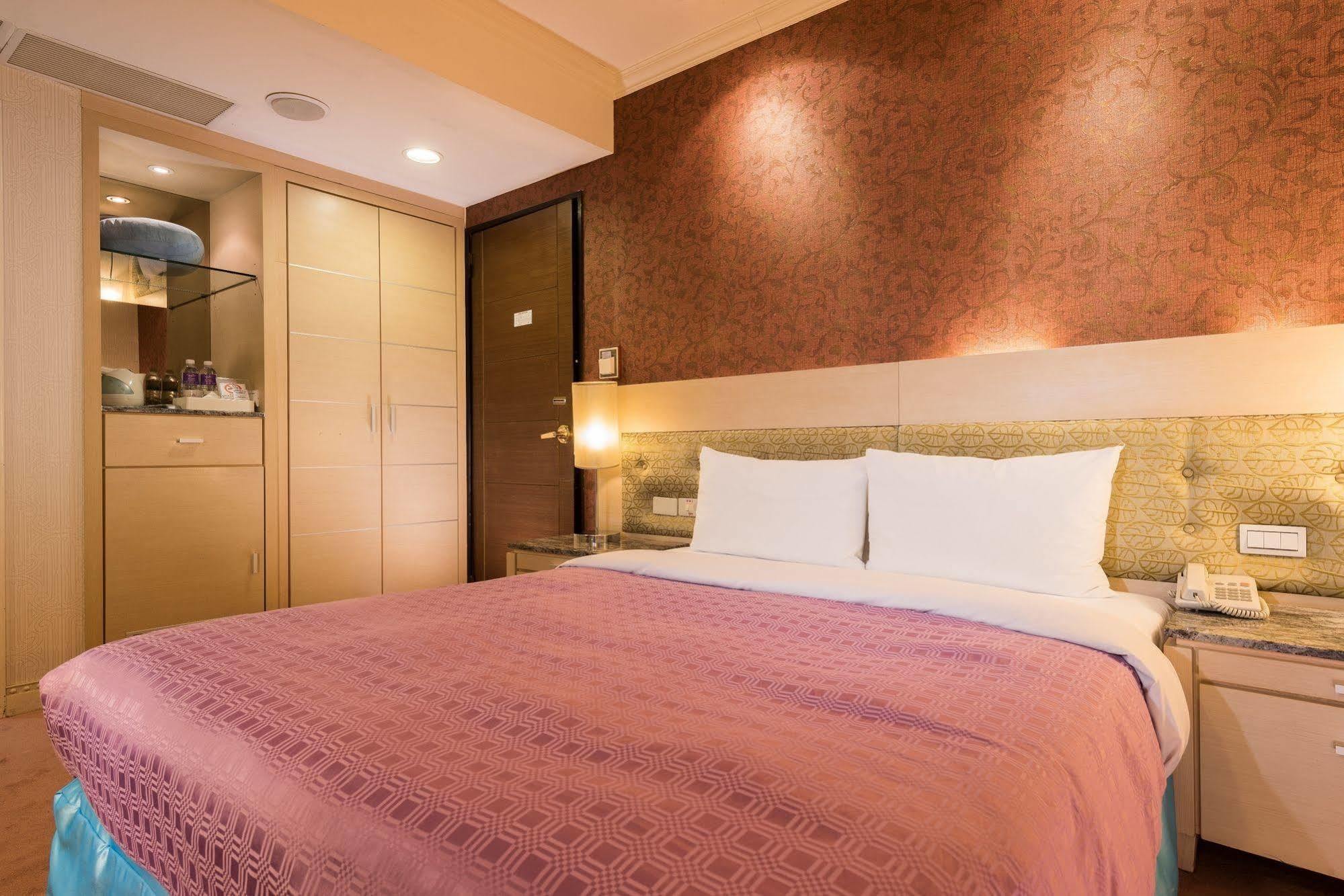 Wonstar Hotel - Songshan Tajpej Zewnętrze zdjęcie