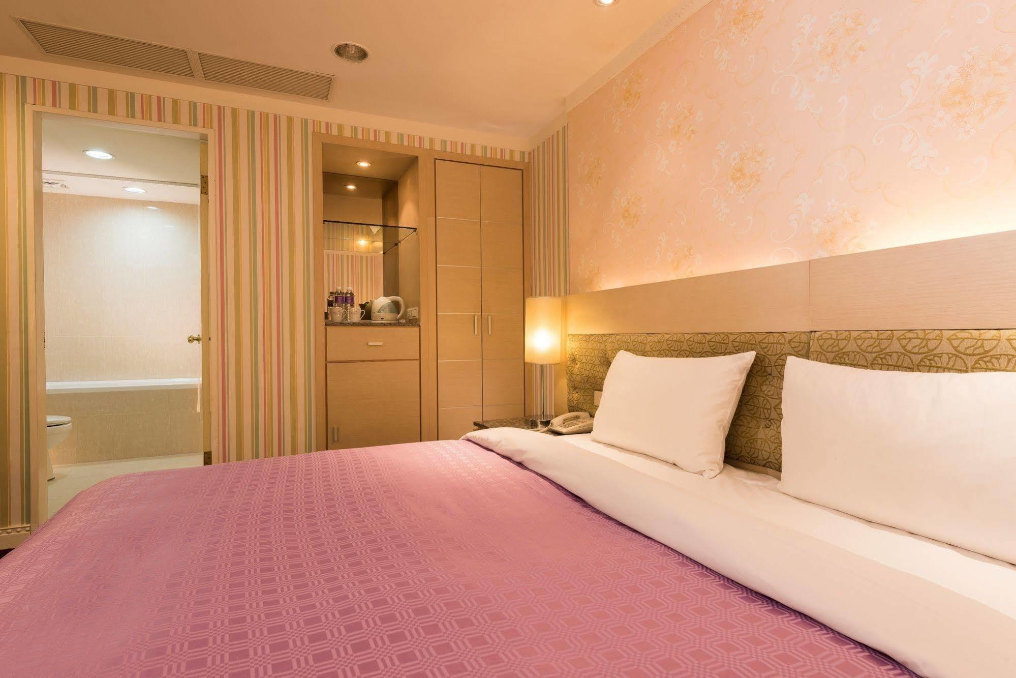 Wonstar Hotel - Songshan Tajpej Zewnętrze zdjęcie