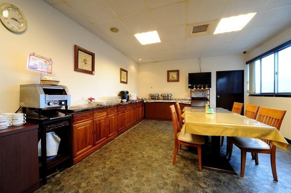 Wonstar Hotel - Songshan Tajpej Zewnętrze zdjęcie